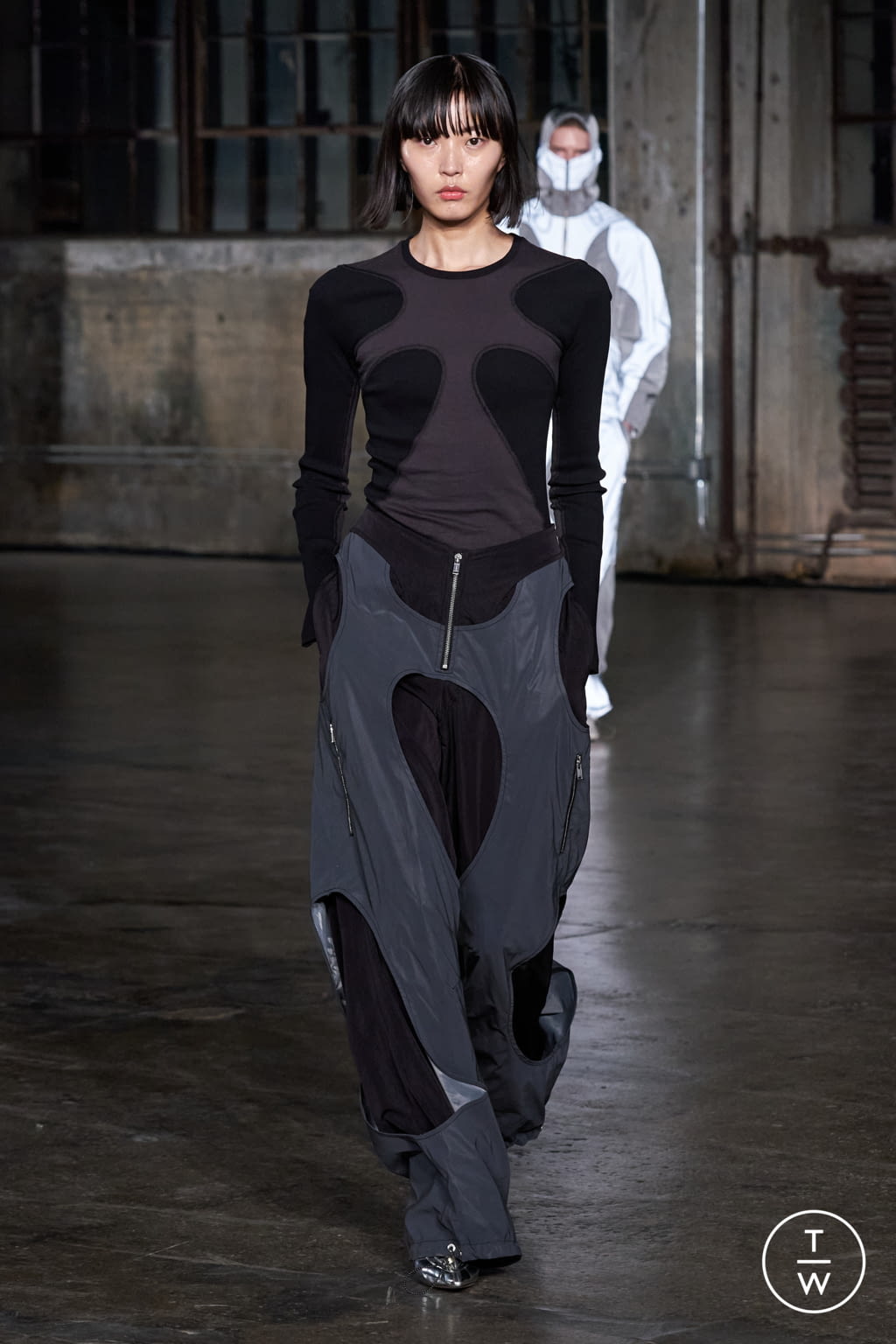 Fashion Week New York Fall/Winter 2022 look 40 from the Dion Lee collection womenswear