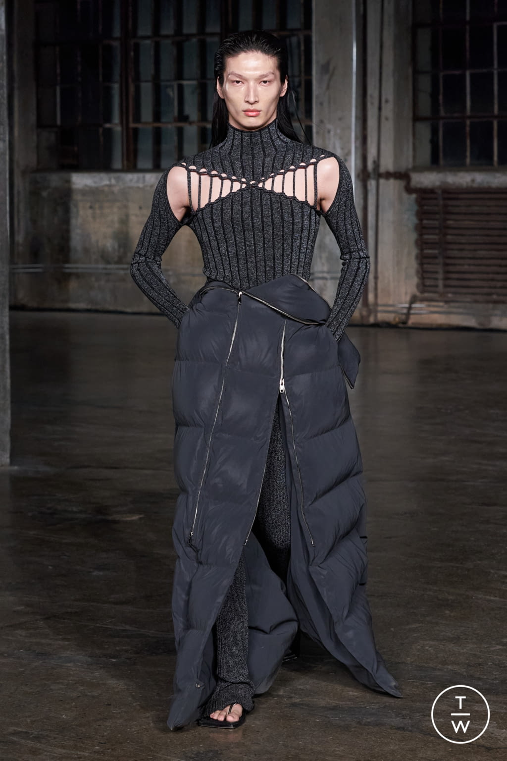 Fashion Week New York Fall/Winter 2022 look 45 from the Dion Lee collection 女装