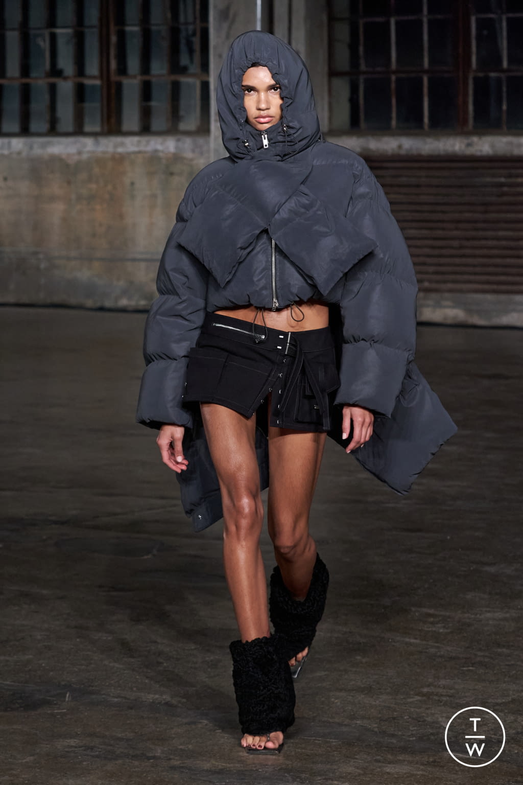 Fashion Week New York Fall/Winter 2022 look 46 from the Dion Lee collection womenswear