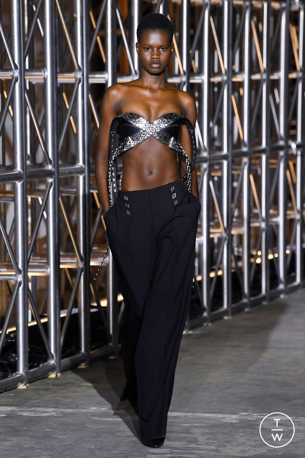 Fashion Week New York Fall/Winter 2023 look 4 de la collection Dion Lee womenswear