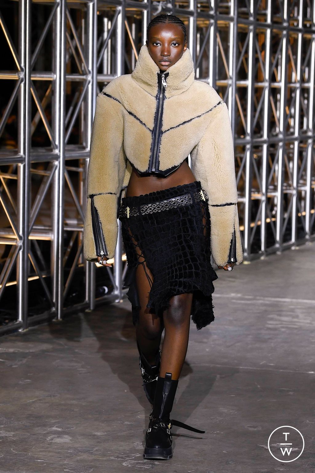 Fashion Week New York Fall/Winter 2023 look 12 de la collection Dion Lee womenswear