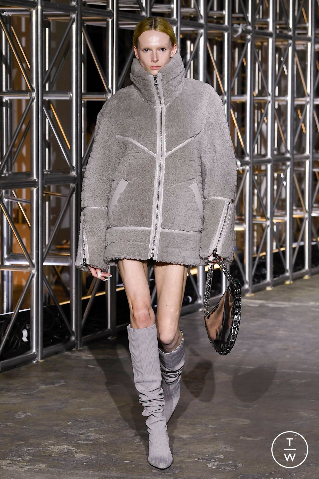 Fashion Week New York Fall/Winter 2023 look 19 from the Dion Lee collection womenswear