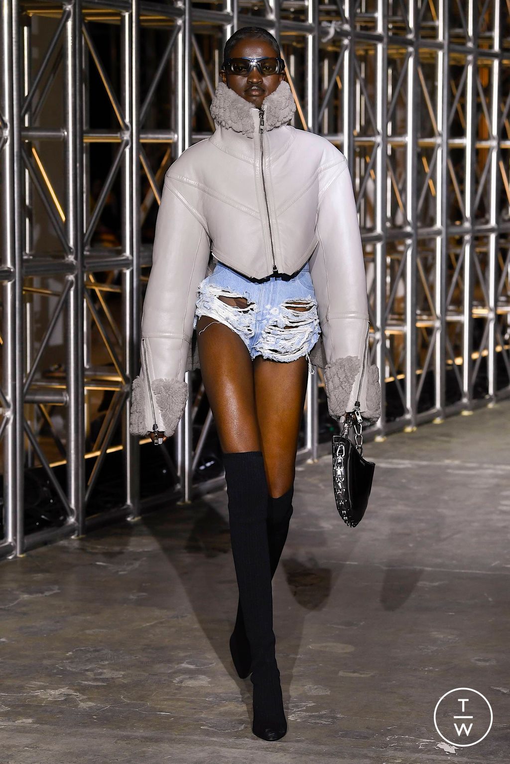 Fashion Week New York Fall/Winter 2023 look 20 from the Dion Lee collection womenswear