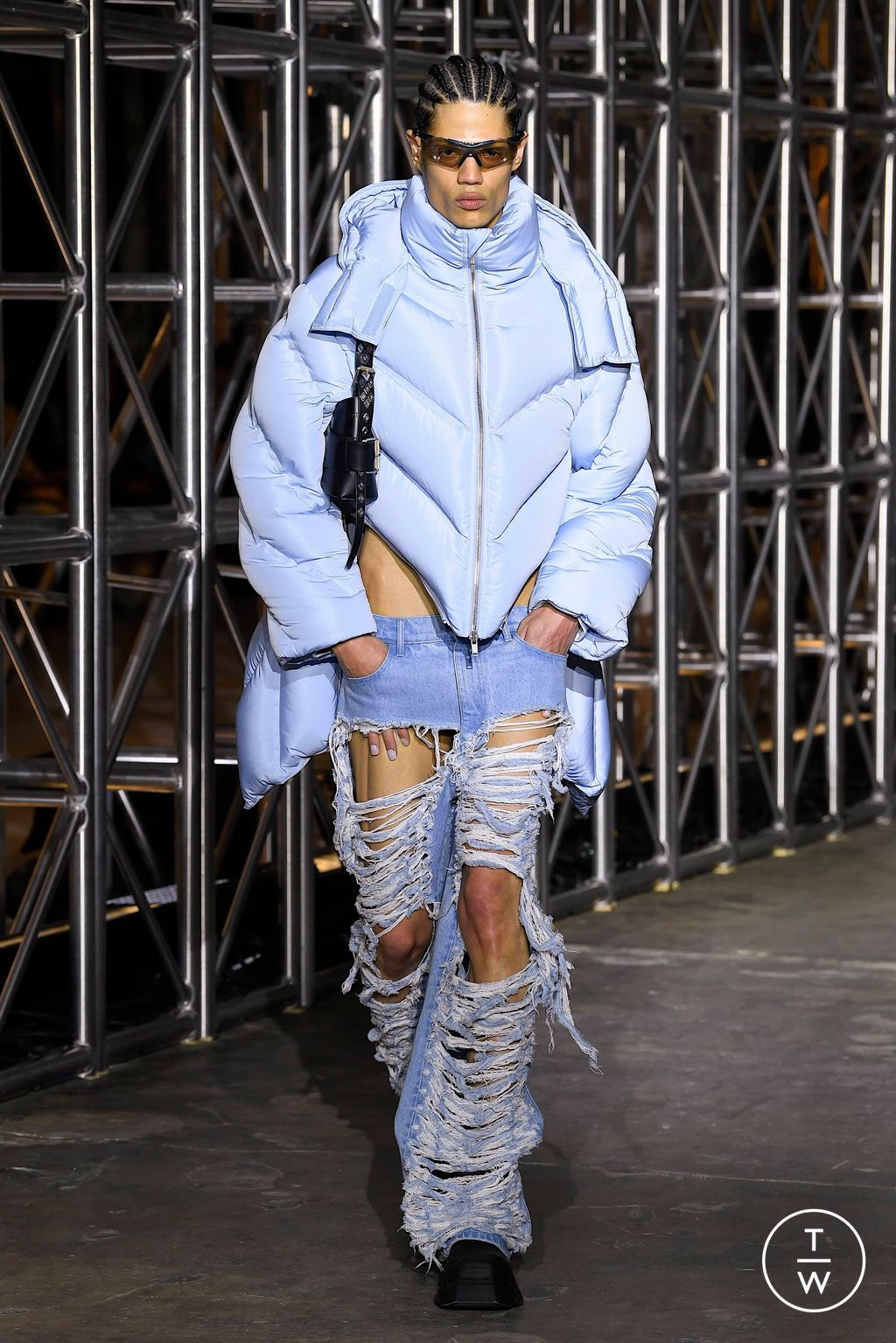 Fashion Week New York Fall/Winter 2023 look 21 de la collection Dion Lee womenswear