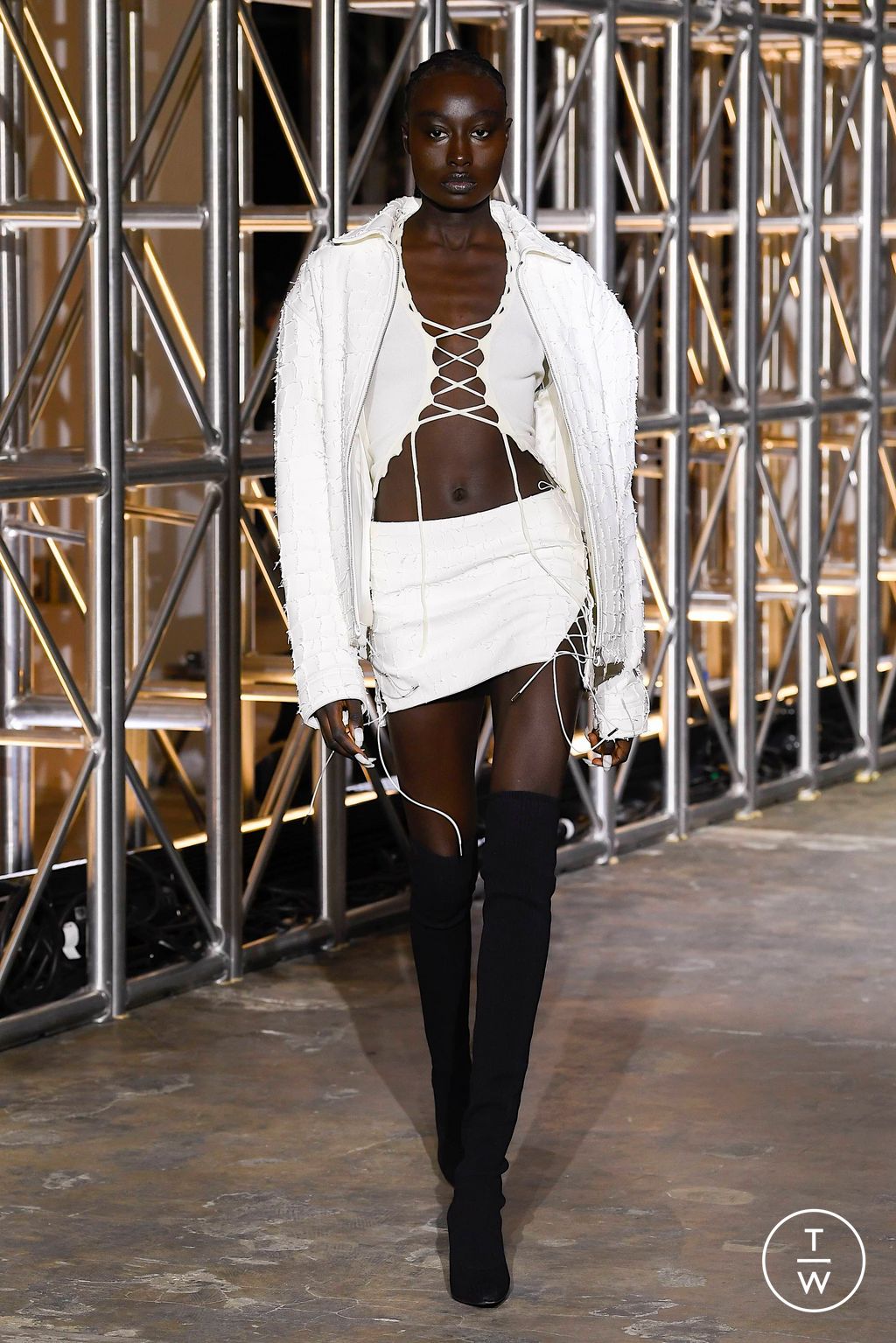 Fashion Week New York Fall/Winter 2023 look 25 from the Dion Lee collection womenswear