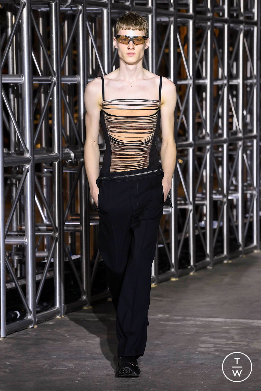 Fashion Week New York Fall/Winter 2023 look 37 from the Dion Lee collection womenswear