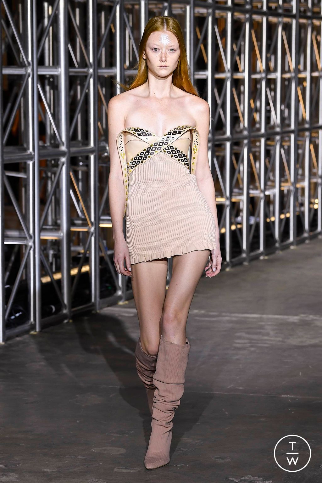 Fashion Week New York Fall/Winter 2023 look 38 de la collection Dion Lee womenswear