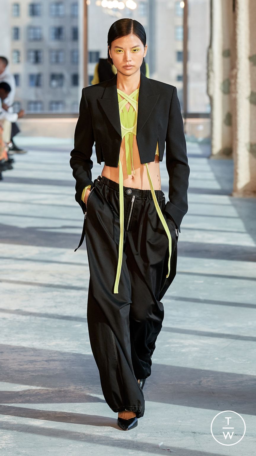 Fashion Week New York Spring/Summer 2023 look 10 from the Dion Lee collection womenswear