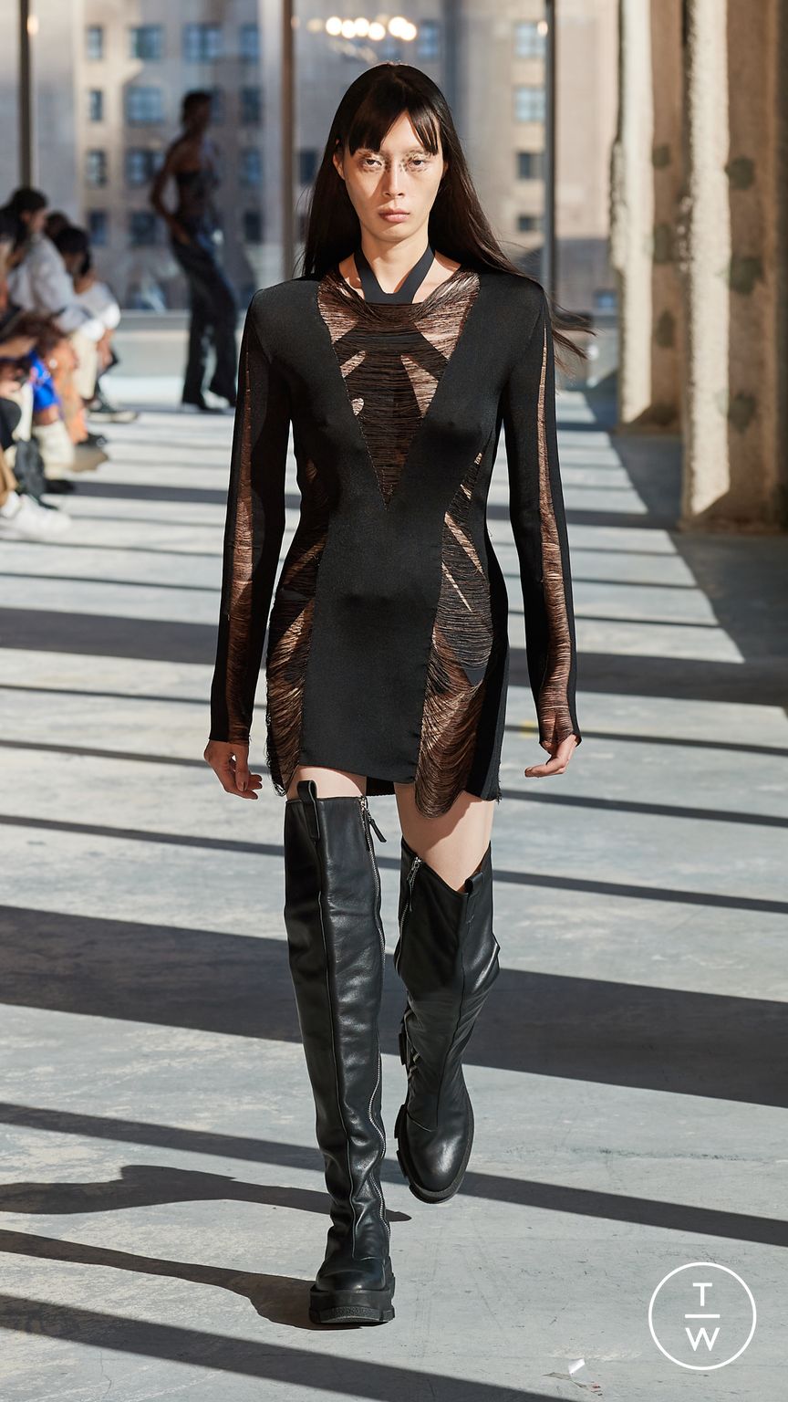 Fashion Week New York Spring/Summer 2023 look 37 from the Dion Lee collection womenswear