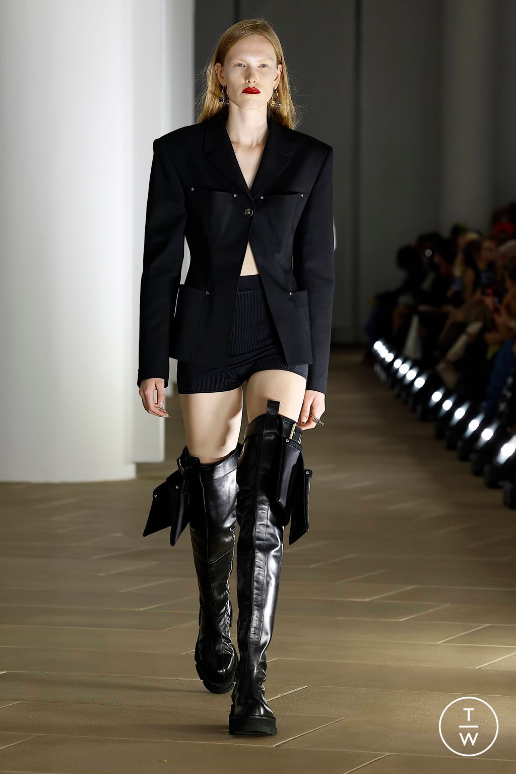 Fashion Week New York Spring/Summer 2024 look 4 de la collection Dion Lee womenswear