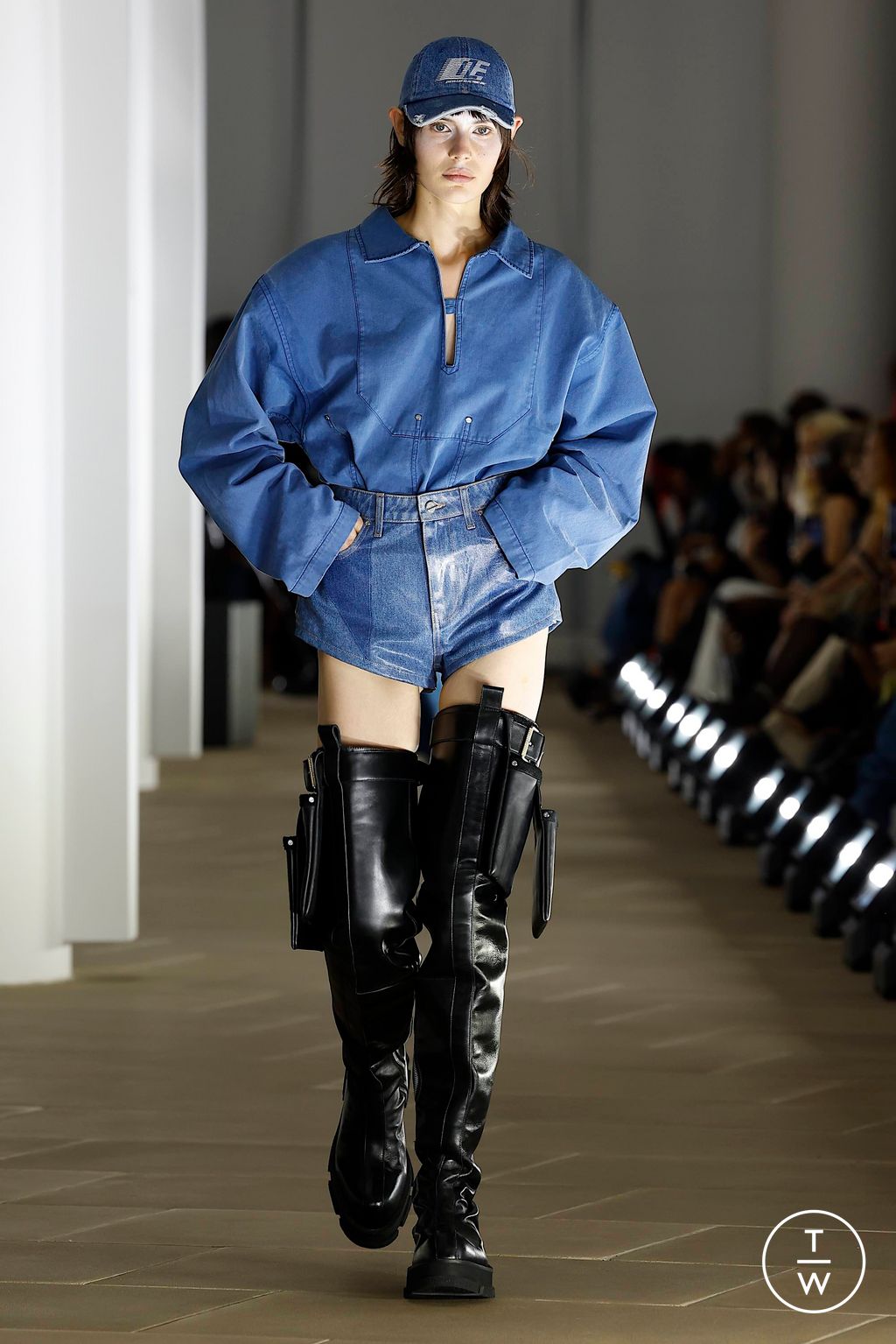 Fashion Week New York Spring/Summer 2024 look 6 de la collection Dion Lee womenswear