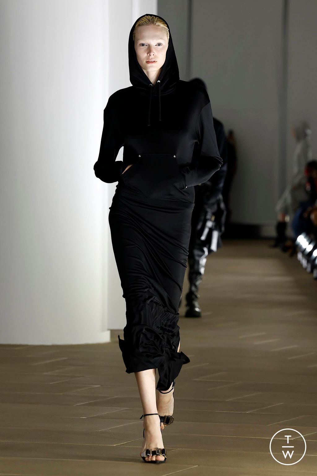 Fashion Week New York Spring/Summer 2024 look 12 from the Dion Lee collection 女装
