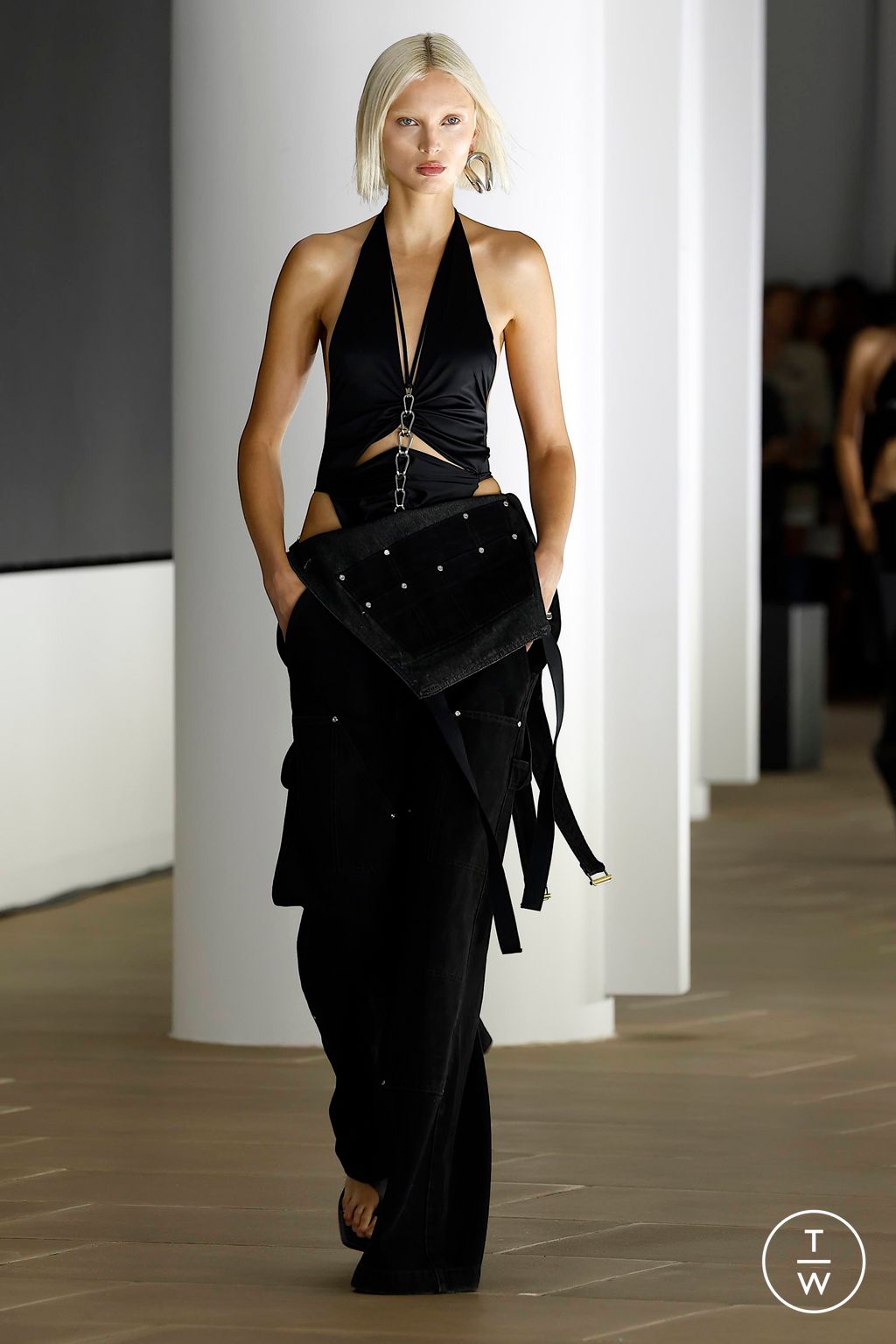 Fashion Week New York Spring/Summer 2024 look 14 de la collection Dion Lee womenswear