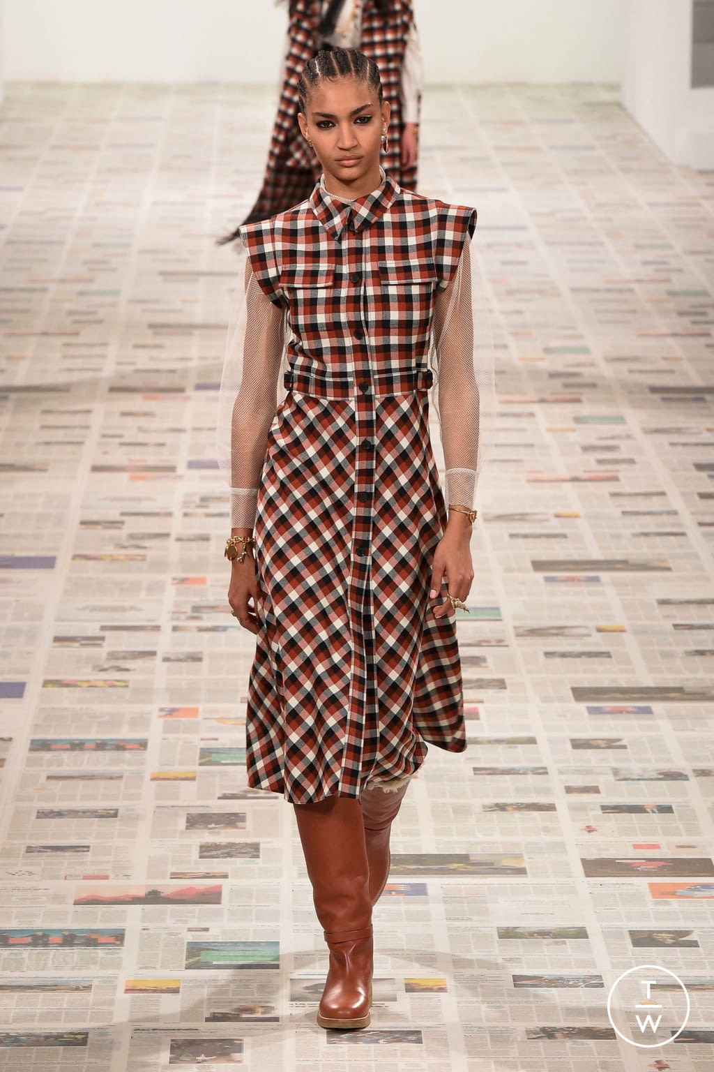 Fashion Week Paris Fall/Winter 2020 look 7 from the Christian Dior collection womenswear