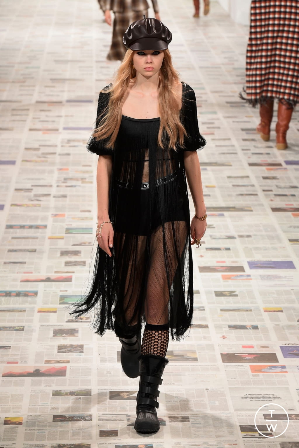 Fashion Week Paris Fall/Winter 2020 look 18 from the Christian Dior collection womenswear
