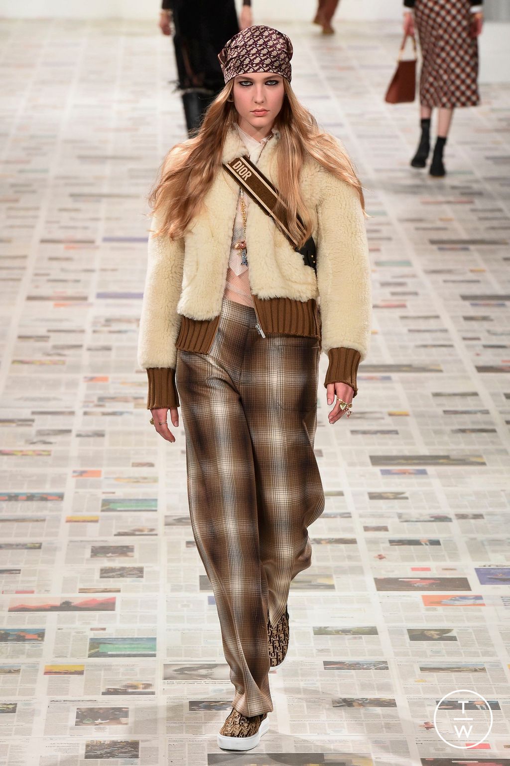 Fashion Week Paris Fall/Winter 2020 look 20 from the Christian Dior collection womenswear