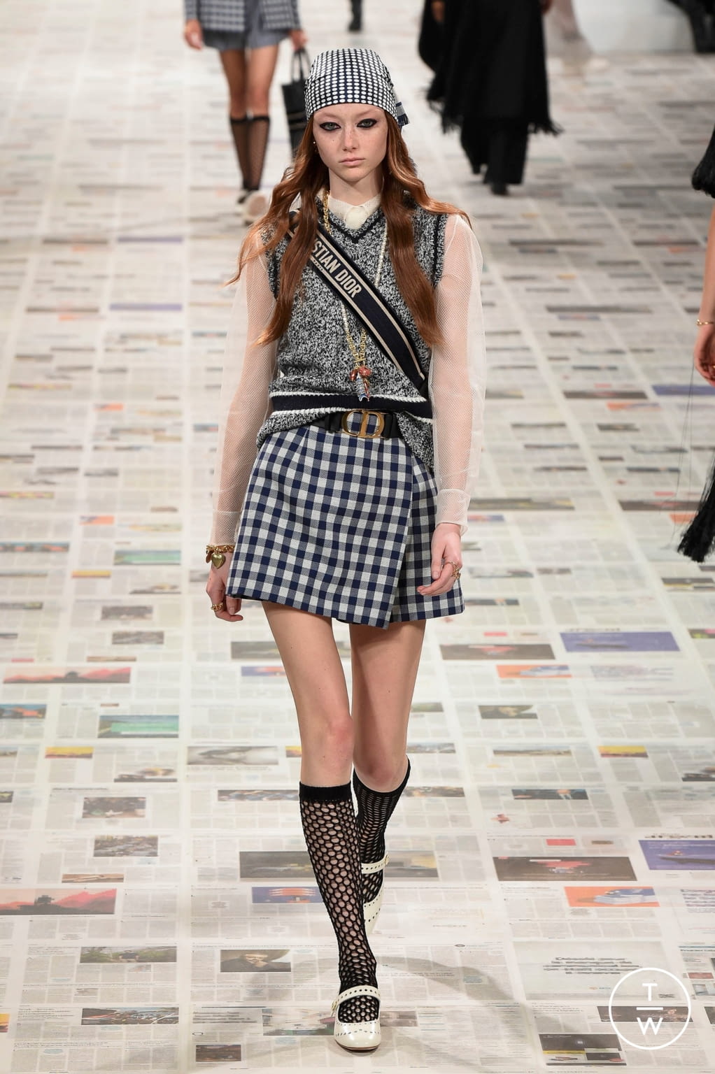 Fashion Week Paris Fall/Winter 2020 look 28 from the Christian Dior collection womenswear