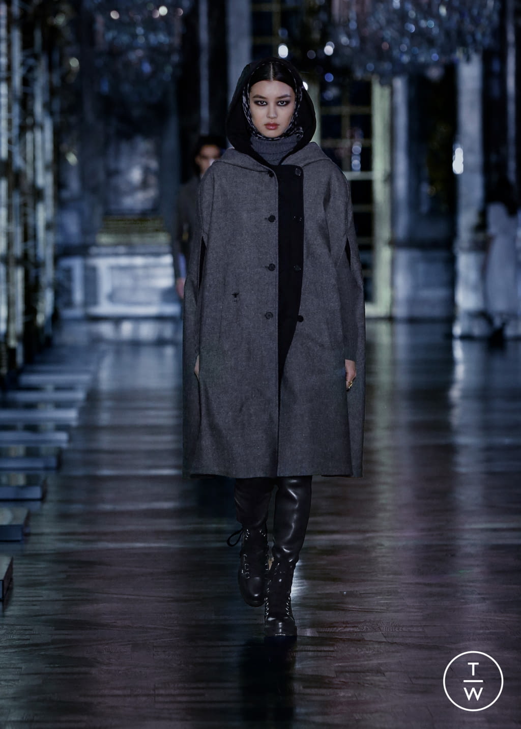 Fashion Week Paris Fall/Winter 2021 look 15 from the Christian Dior collection womenswear