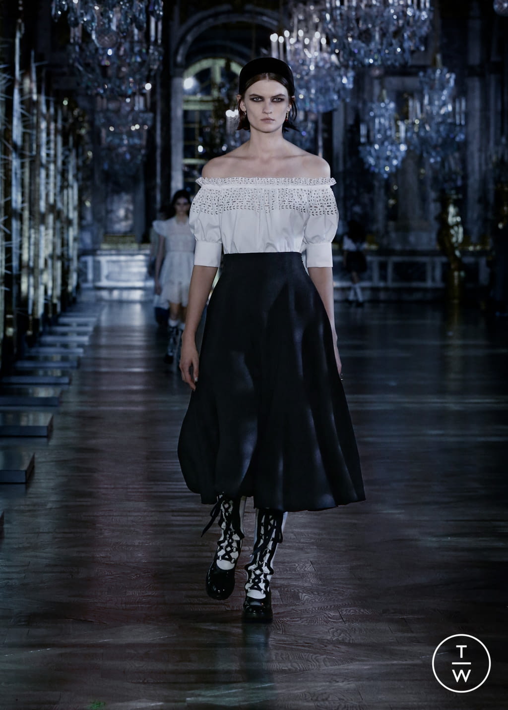 Fashion Week Paris Fall/Winter 2021 look 17 de la collection Christian Dior womenswear