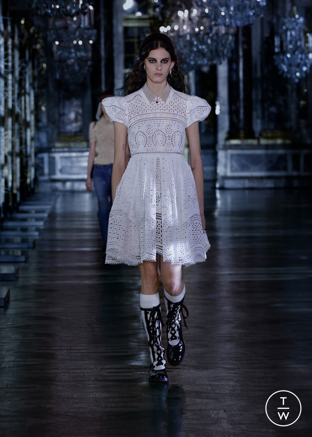 Fashion Week Paris Fall/Winter 2021 look 18 from the Christian Dior collection womenswear