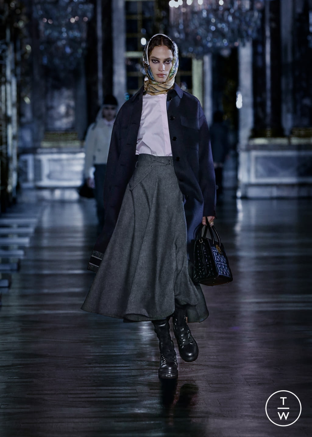 Fashion Week Paris Fall/Winter 2021 look 20 from the Christian Dior collection womenswear