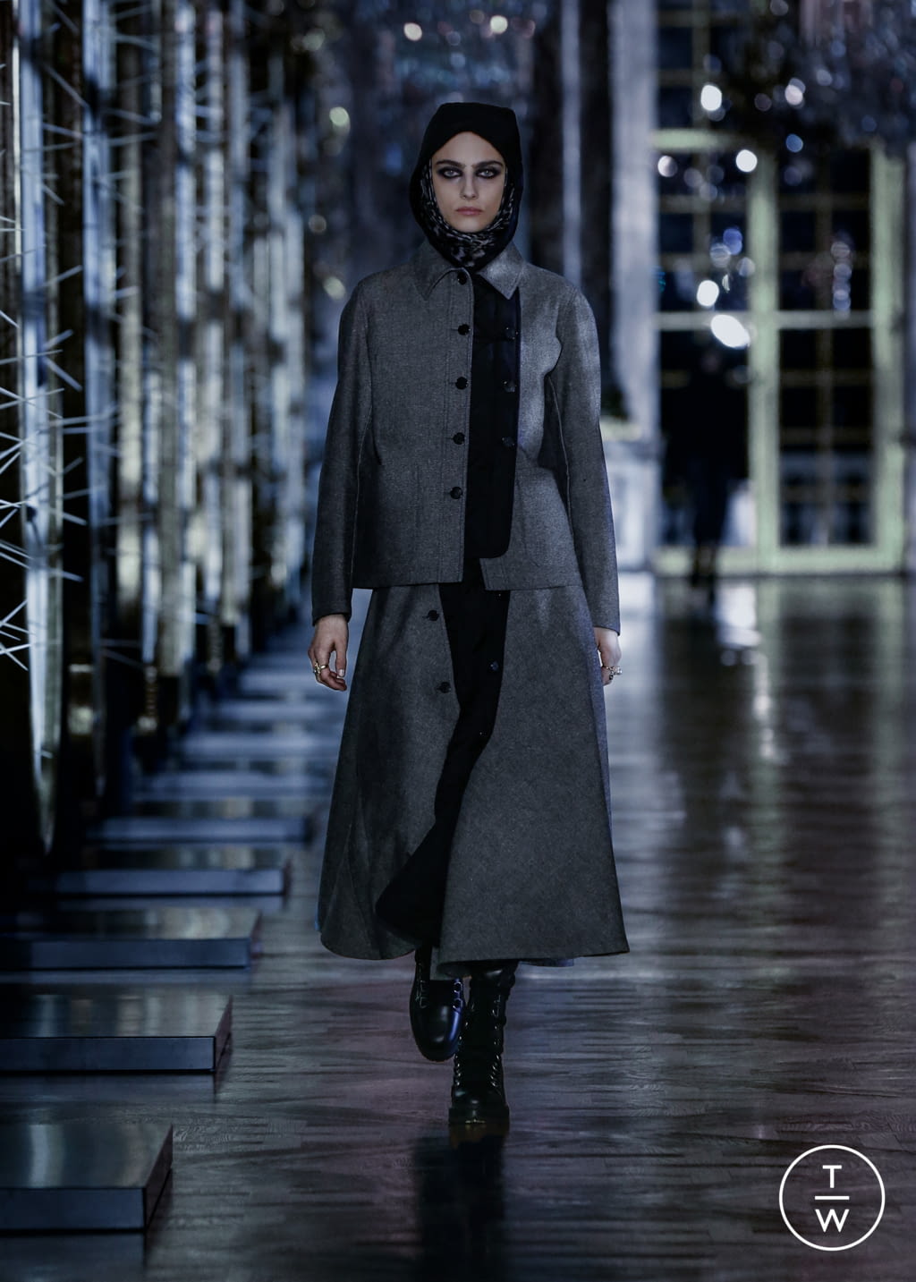 Fashion Week Paris Fall/Winter 2021 look 24 from the Christian Dior collection womenswear