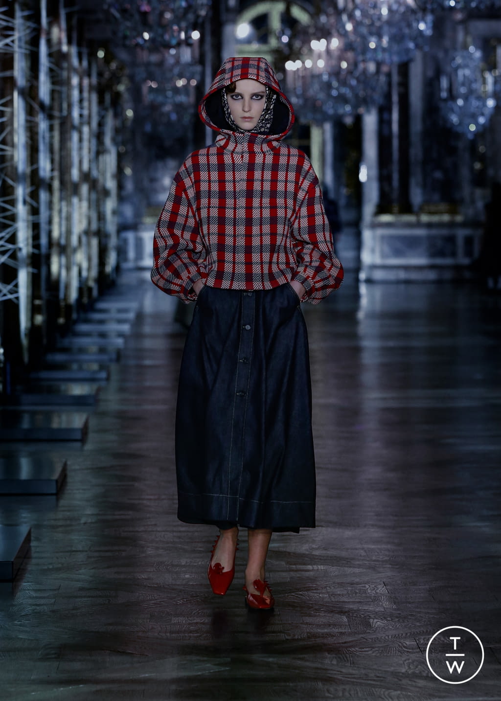 Fashion Week Paris Fall/Winter 2021 look 43 from the Christian Dior collection womenswear