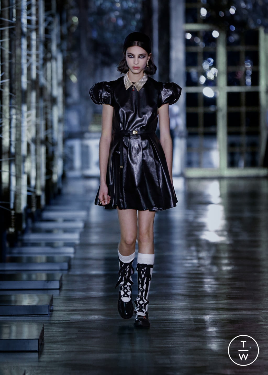 Fashion Week Paris Fall/Winter 2021 look 5 de la collection Christian Dior womenswear