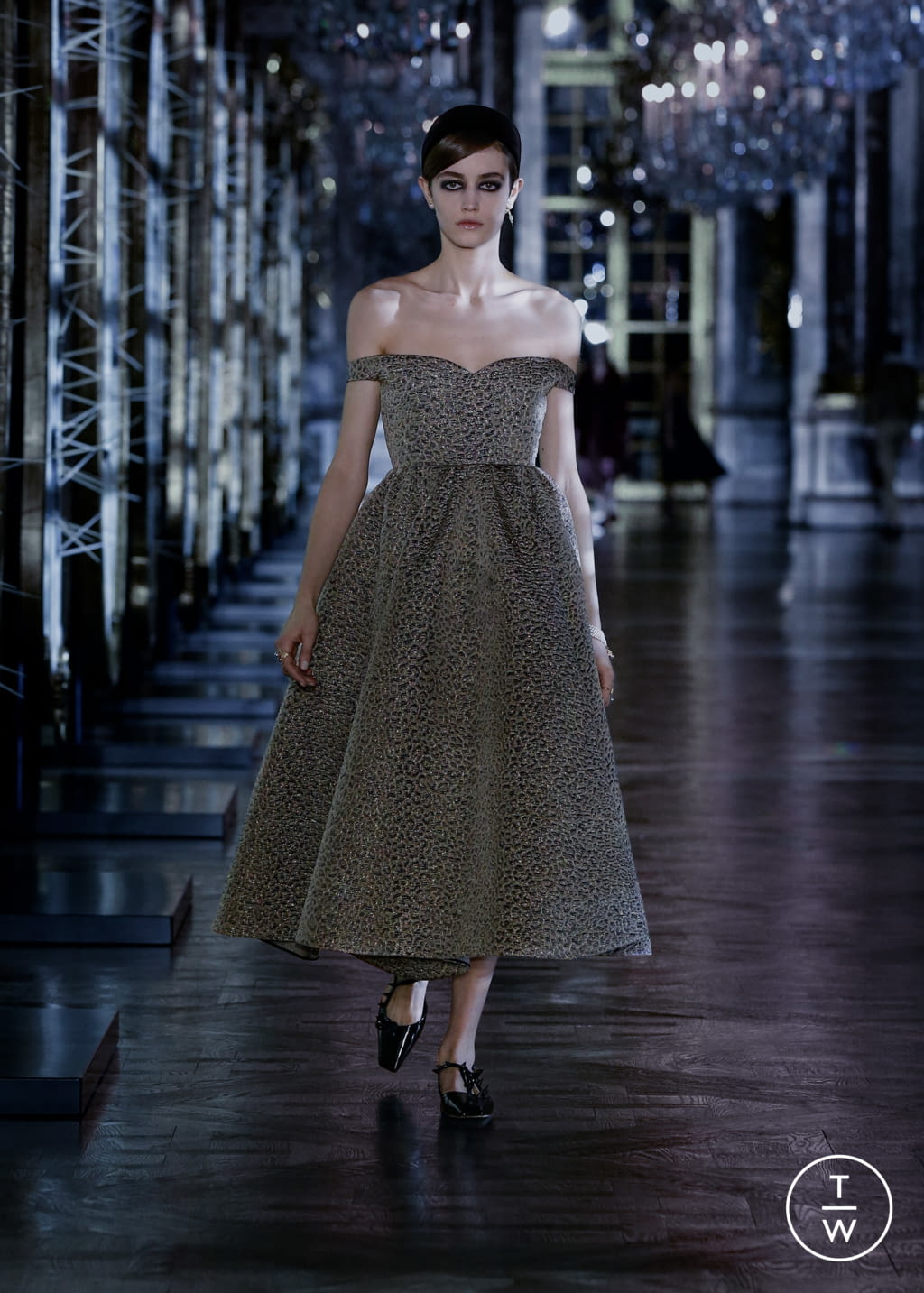Fashion Week Paris Fall/Winter 2021 look 50 from the Christian Dior collection 女装