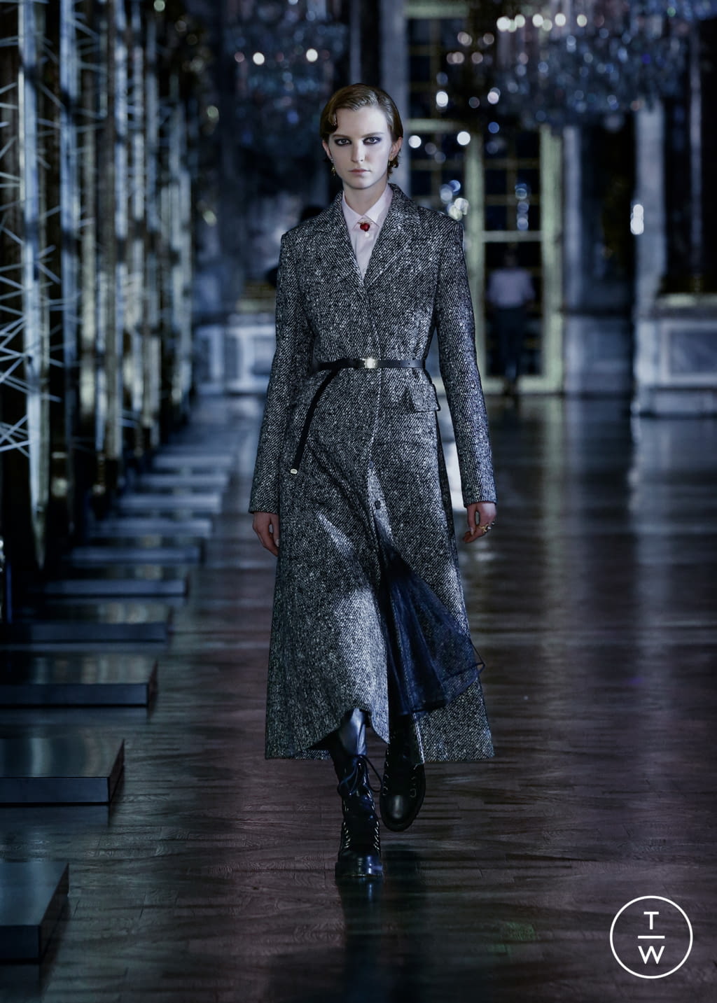 Fashion Week Paris Fall/Winter 2021 look 8 de la collection Christian Dior womenswear