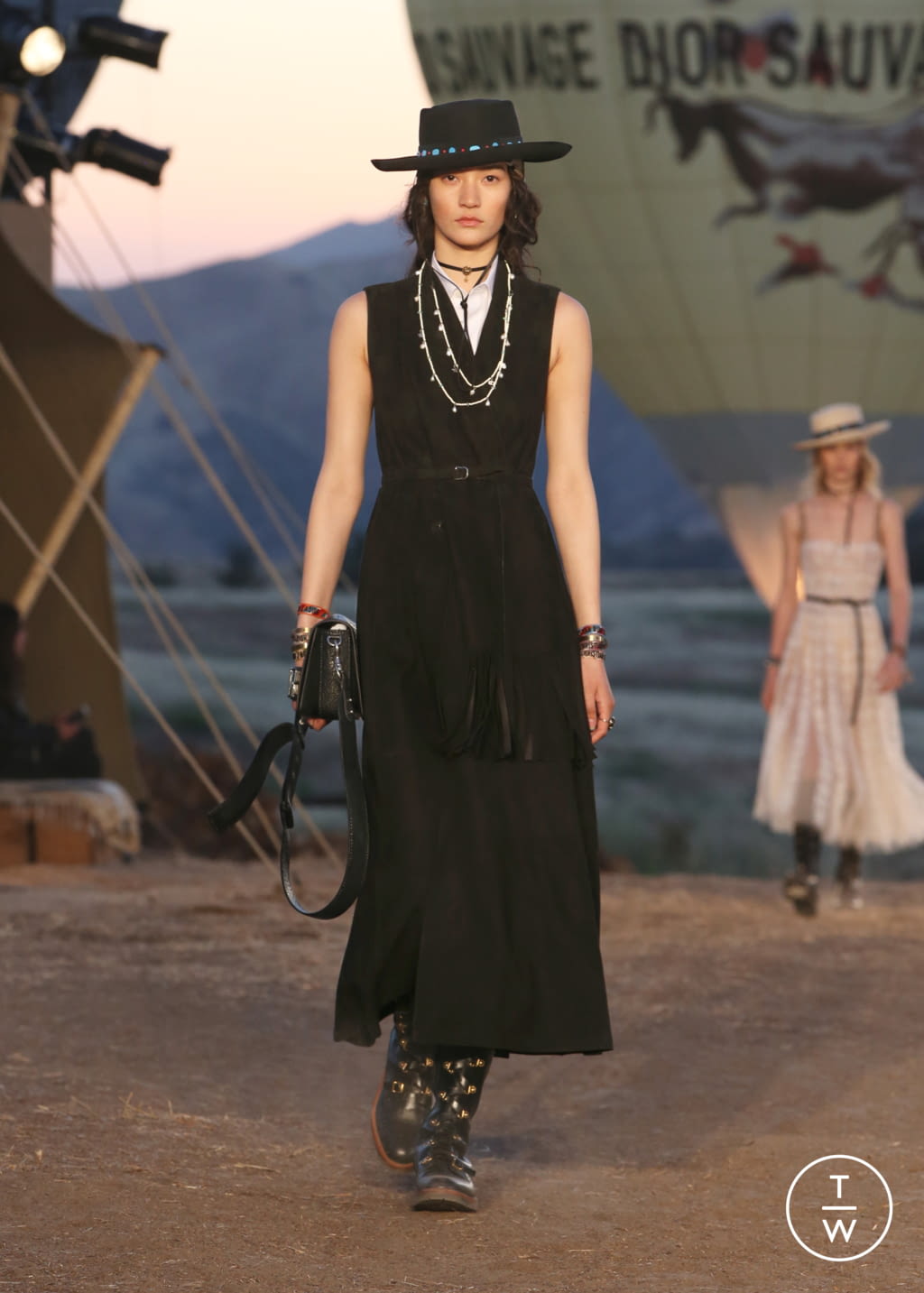 Fashion Week Paris Resort 2018 look 61 from the Christian Dior collection womenswear
