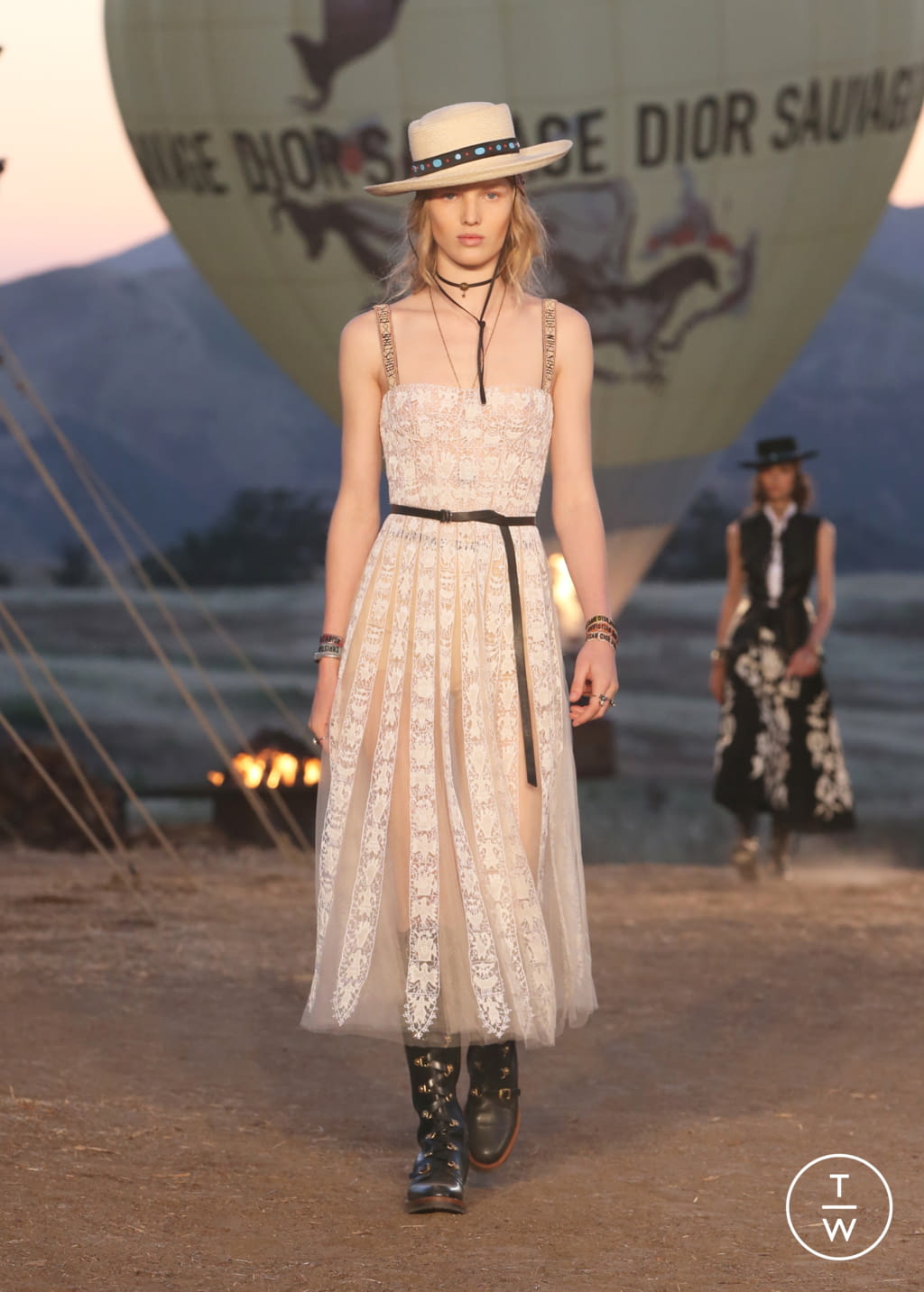 Fashion Week Paris Resort 2018 look 62 from the Christian Dior collection womenswear