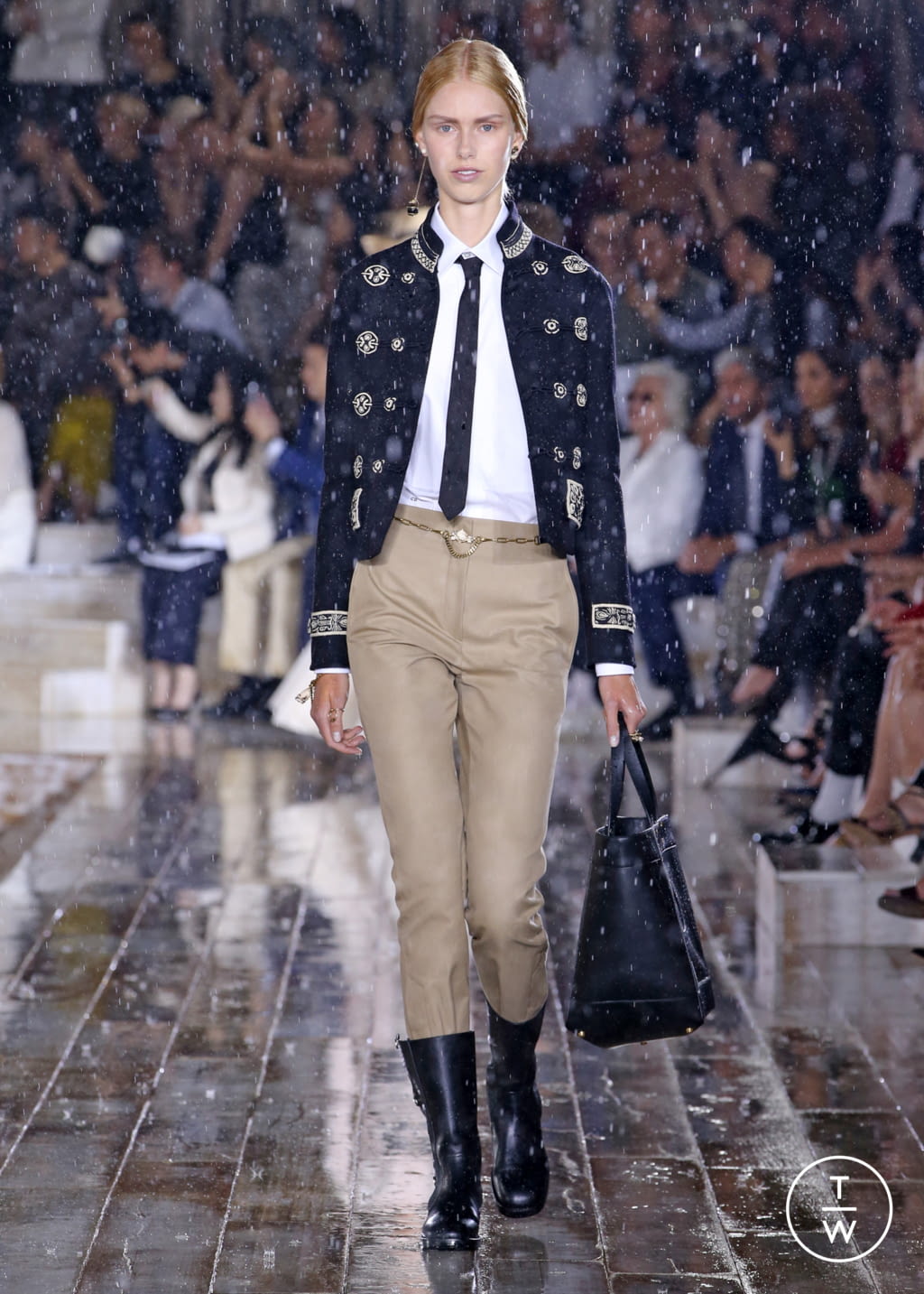 Fashion Week Paris Resort 2019 look 14 from the Christian Dior collection 女装
