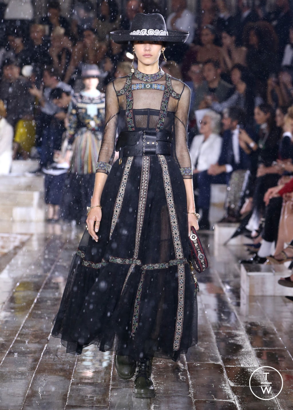 Fashion Week Paris Resort 2019 look 21 from the Christian Dior collection womenswear