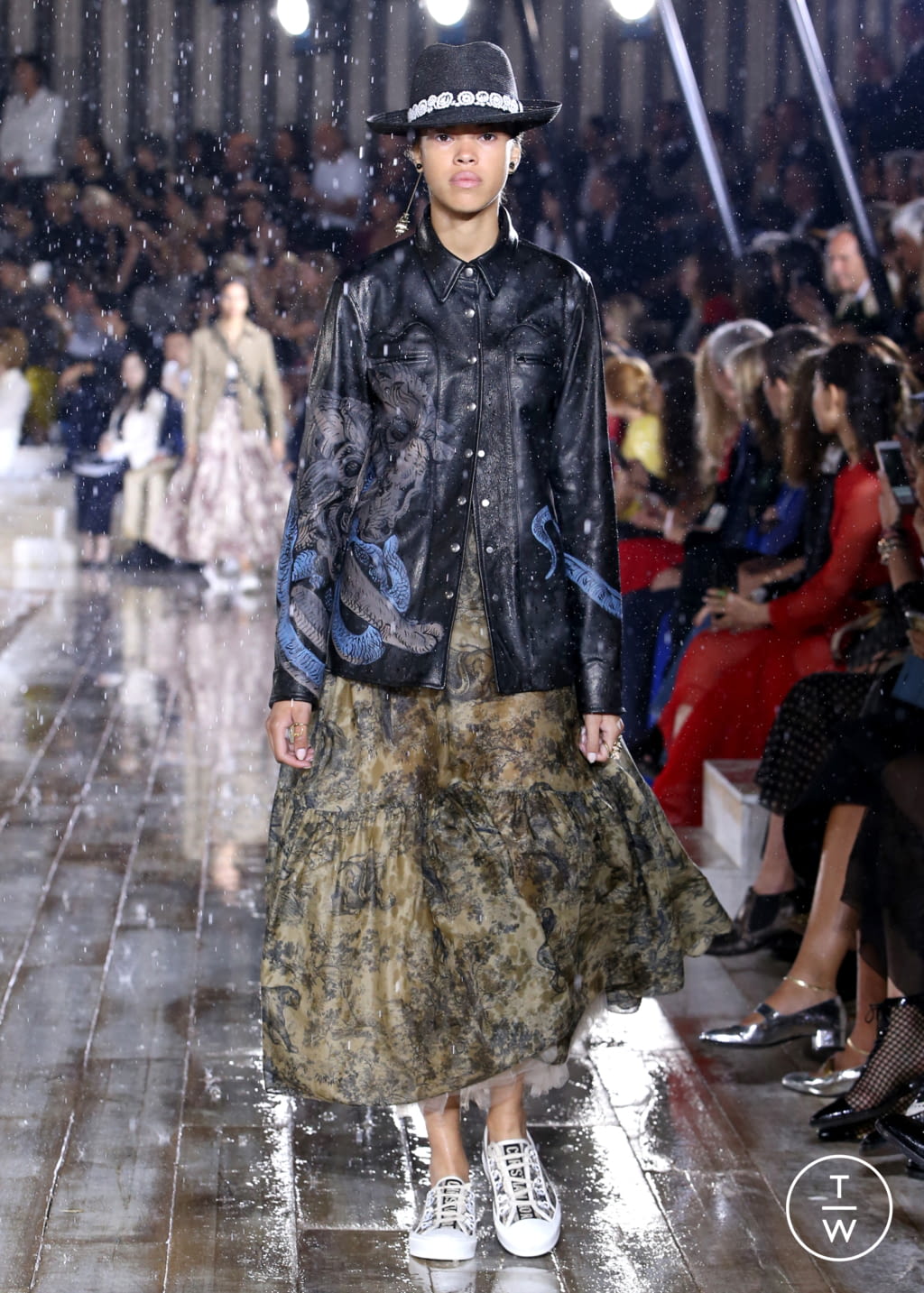 Fashion Week Paris Resort 2019 look 29 from the Christian Dior collection womenswear