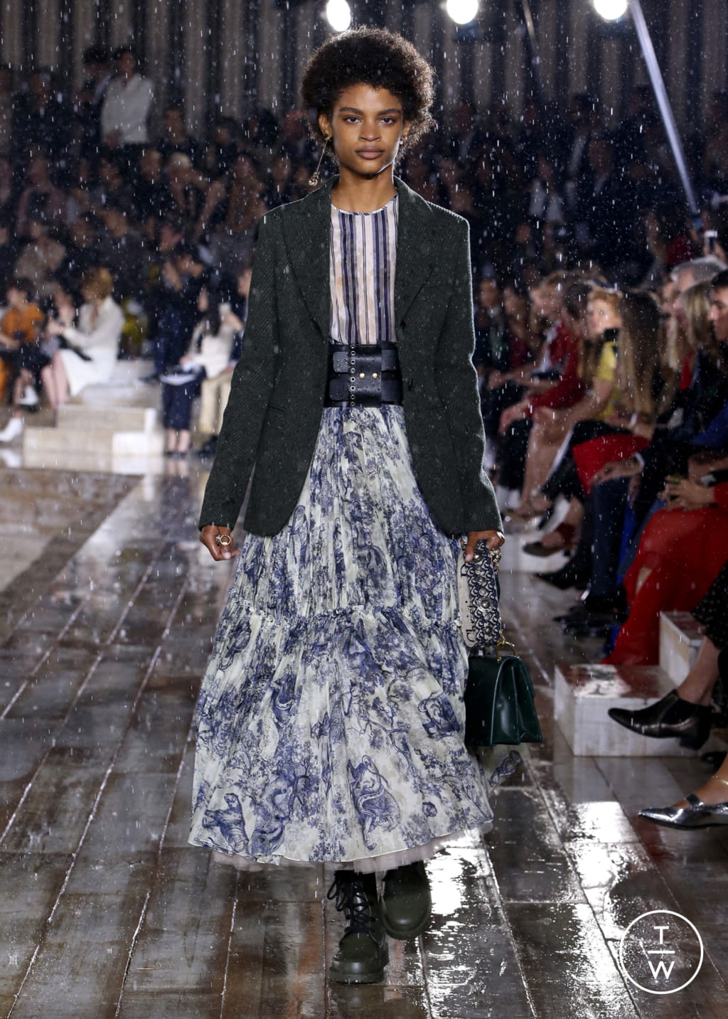 Fashion Week Paris Resort 2019 look 32 from the Christian Dior collection 女装