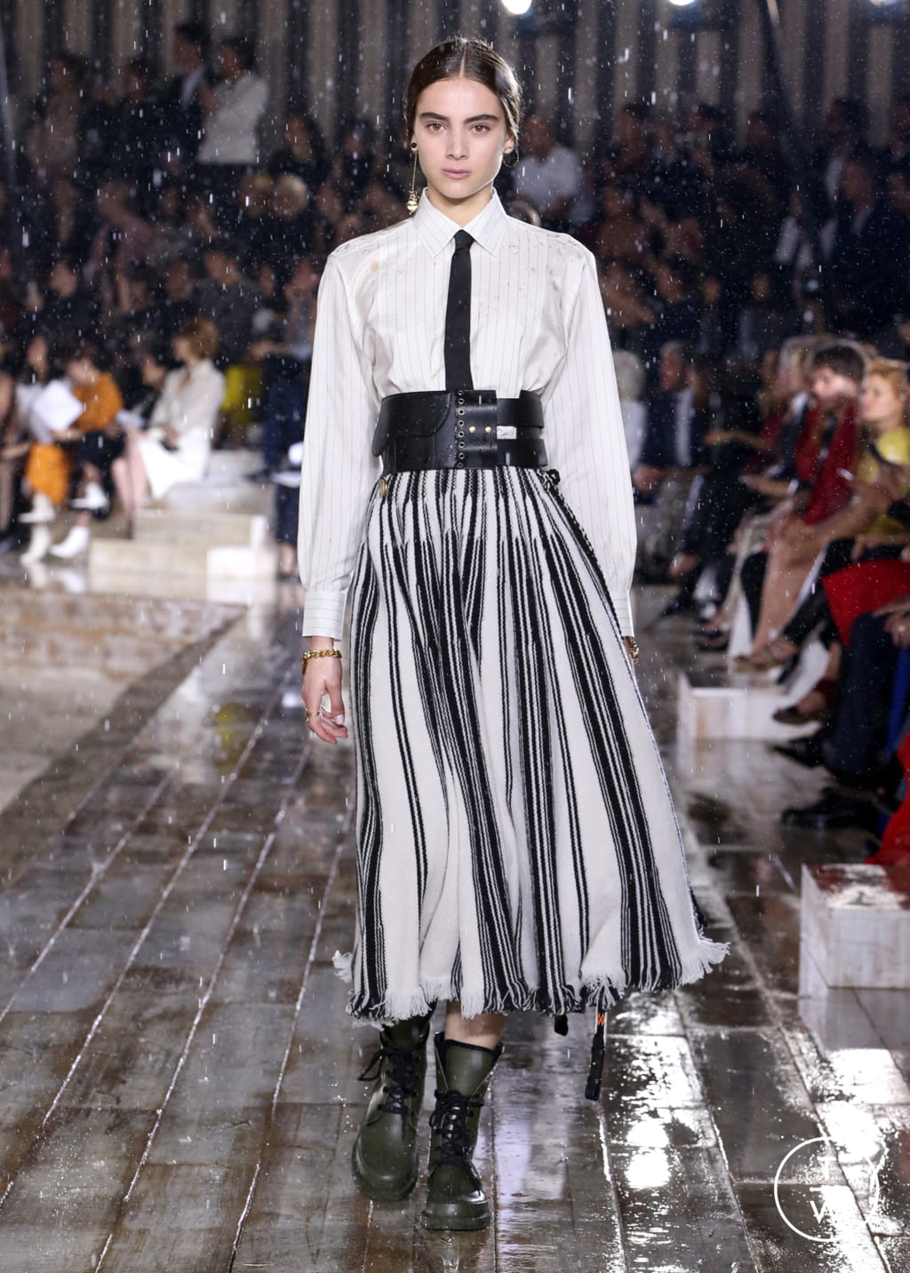 Fashion Week Paris Resort 2019 look 57 from the Christian Dior collection 女装