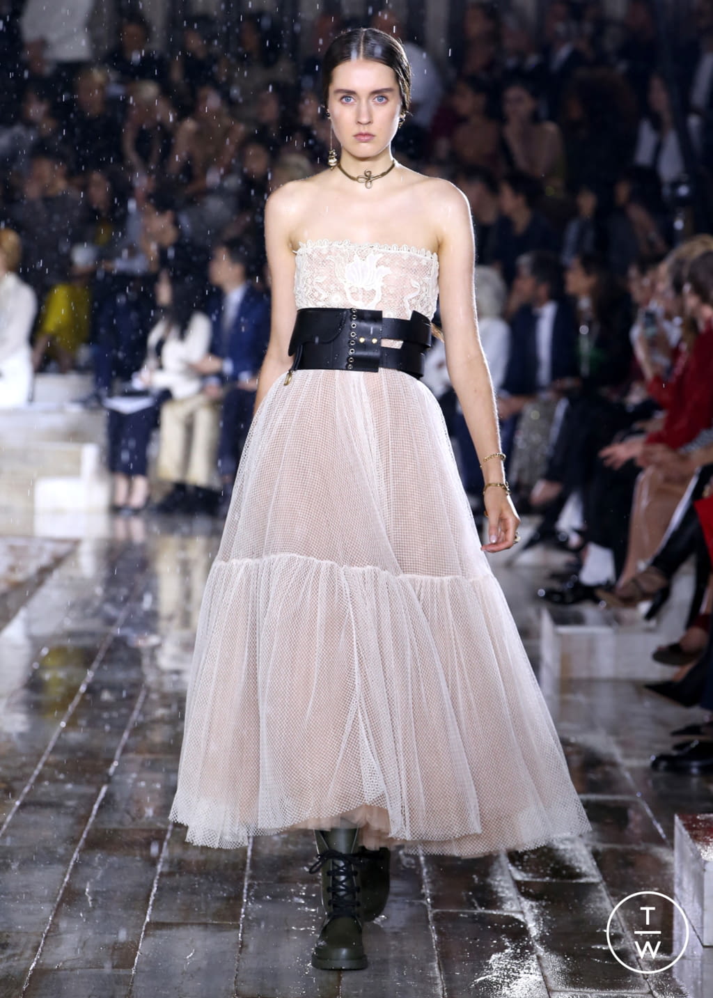 Fashion Week Paris Resort 2019 look 74 from the Christian Dior collection 女装