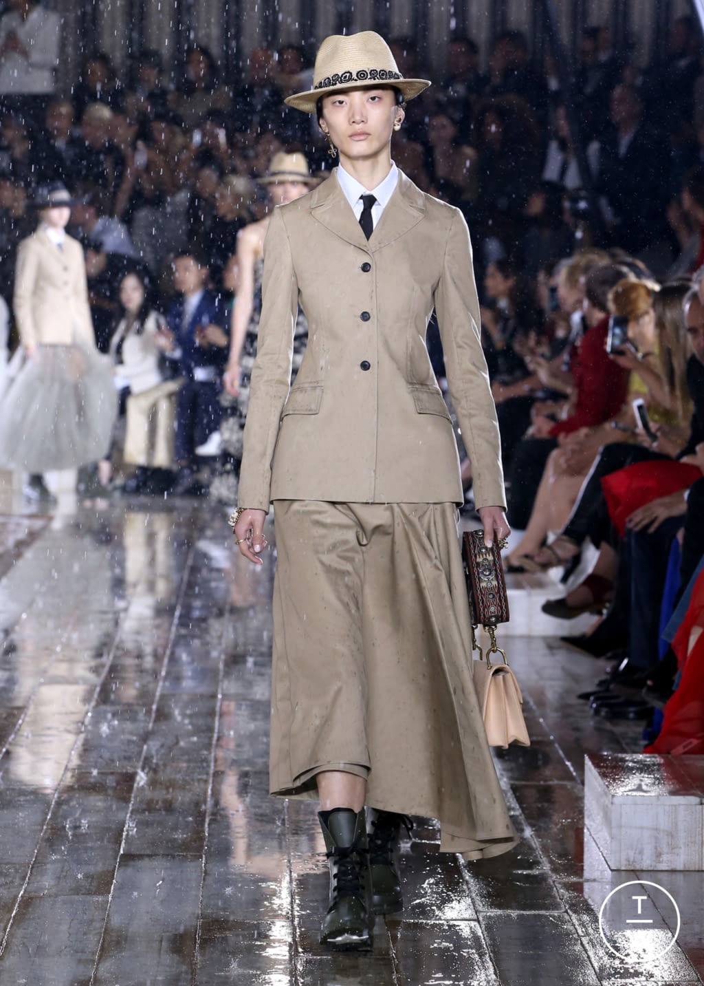 Fashion Week Paris Resort 2019 look 9 from the Christian Dior collection womenswear