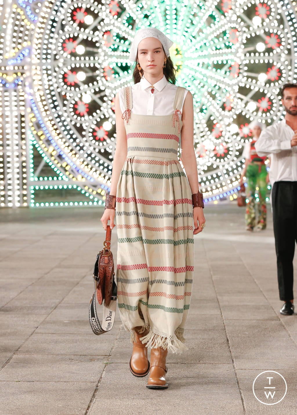 Fashion Week Paris Resort 2021 look 24 from the Christian Dior collection womenswear