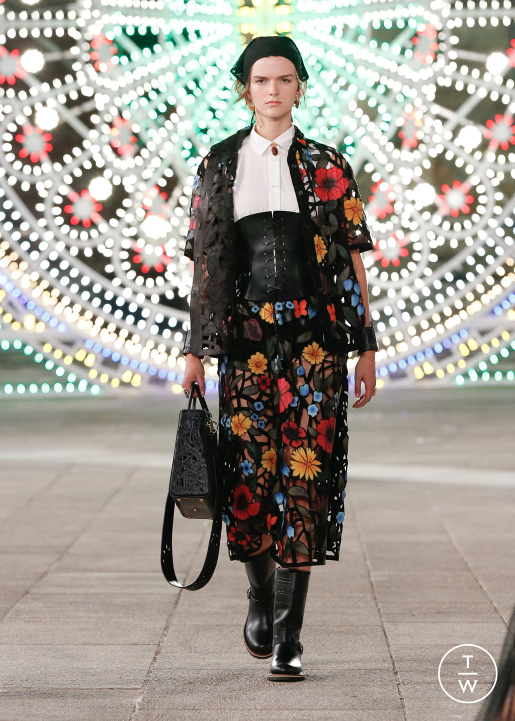 Fashion Week Paris Resort 2021 look 29 from the Christian Dior collection womenswear