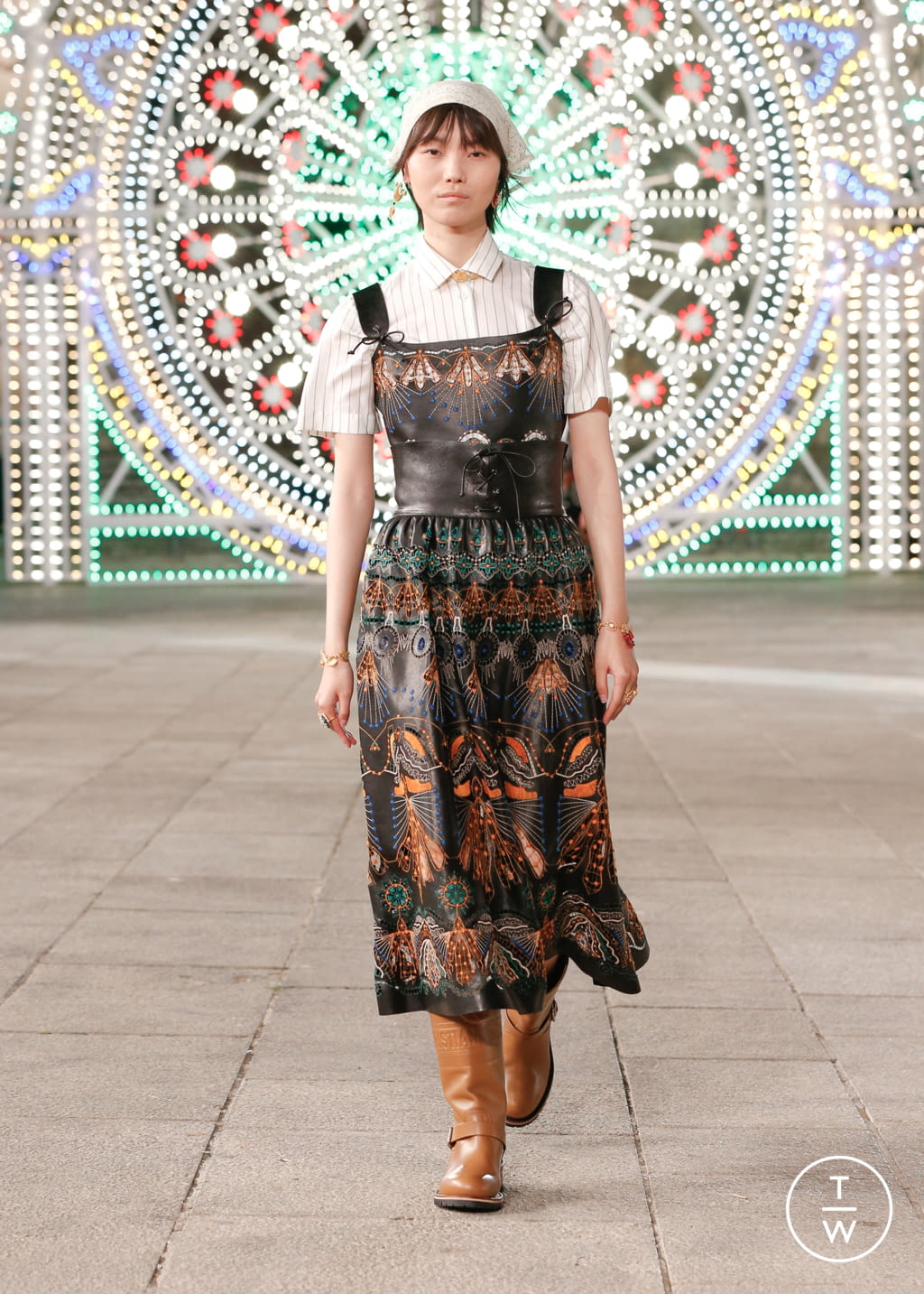 Fashion Week Paris Resort 2021 look 52 from the Christian Dior collection 女装
