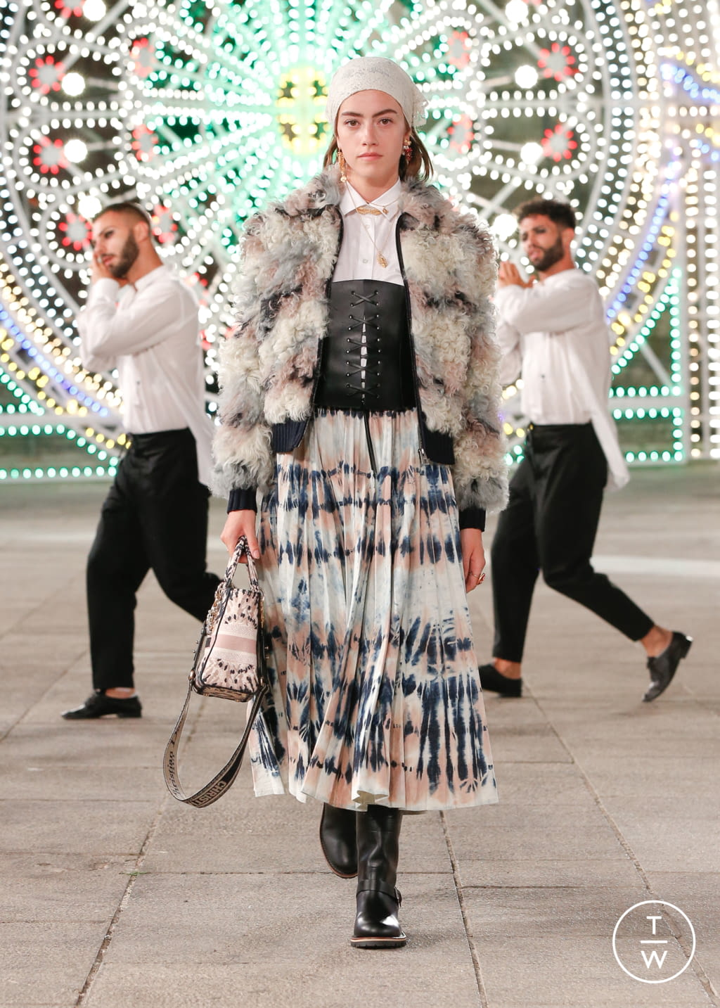 Fashion Week Paris Resort 2021 look 59 from the Christian Dior collection womenswear