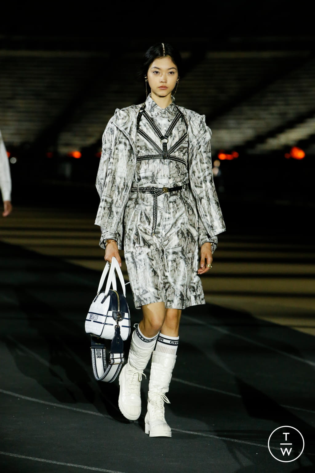 Fashion Week Paris Resort 2022 look 22 from the Christian Dior collection womenswear