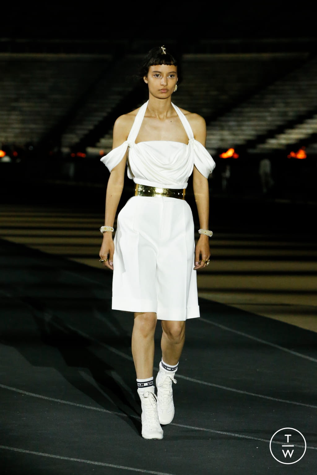 Fashion Week Paris Resort 2022 look 41 from the Christian Dior collection womenswear