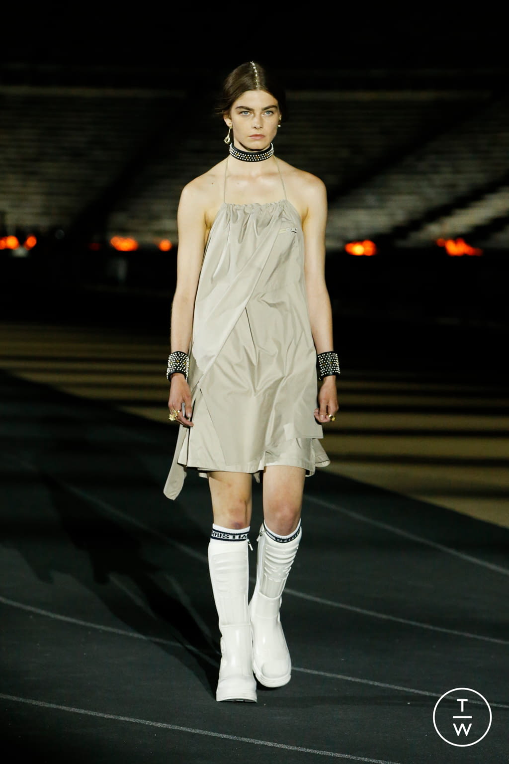 Fashion Week Paris Resort 2022 look 7 de la collection Christian Dior womenswear