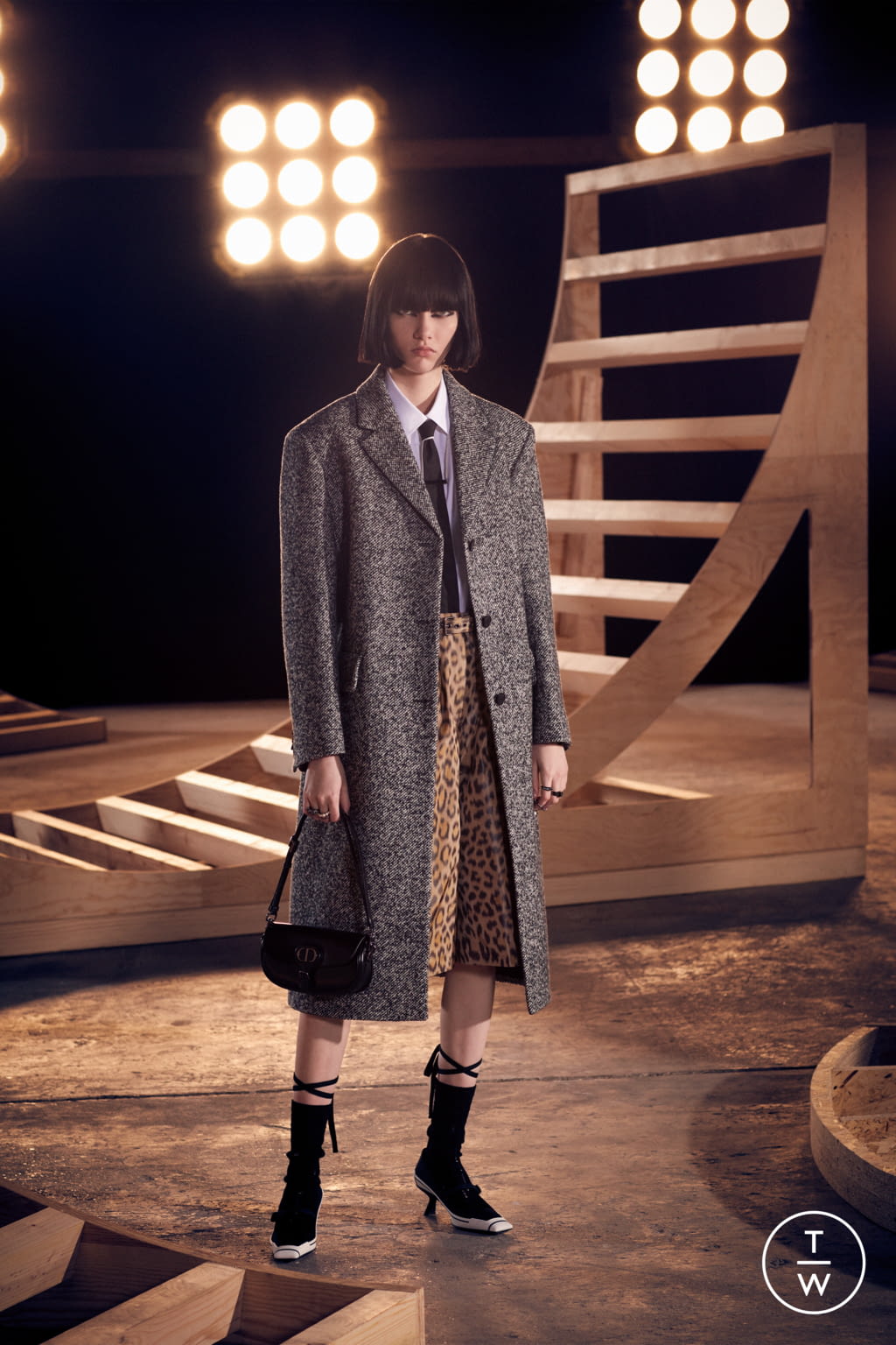 Fashion Week Paris Pre-Fall 2022 look 20 from the Christian Dior collection 女装