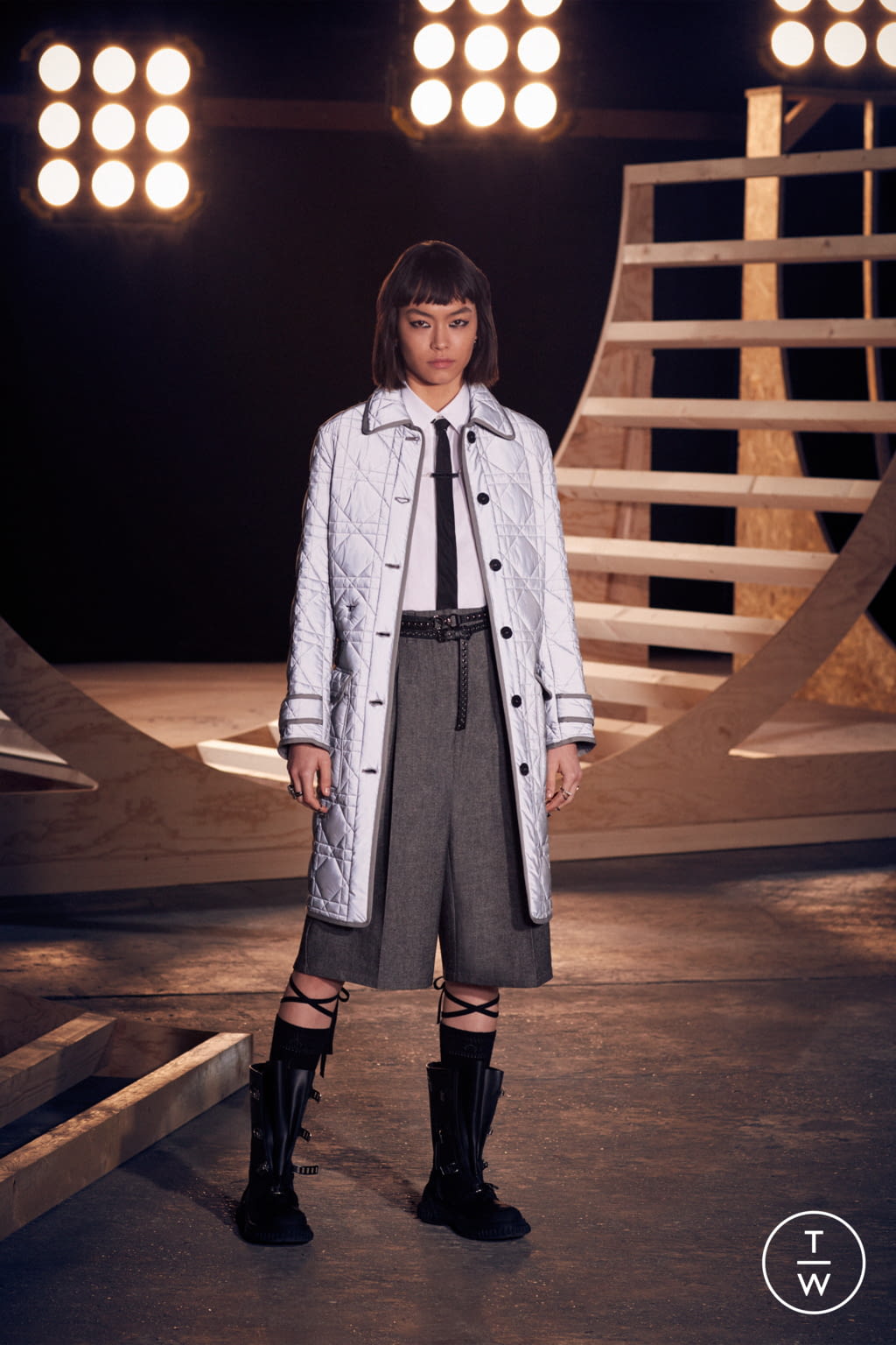 Fashion Week Paris Pre-Fall 2022 look 29 from the Christian Dior collection 女装