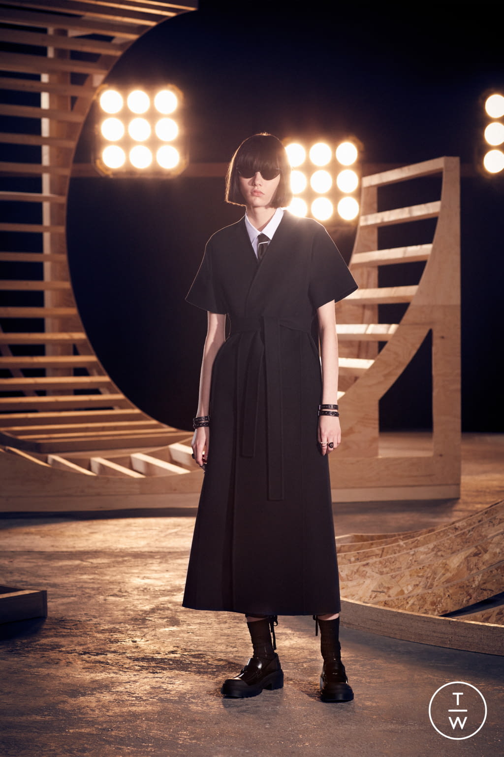 Fashion Week Paris Pre-Fall 2022 look 38 from the Christian Dior collection womenswear