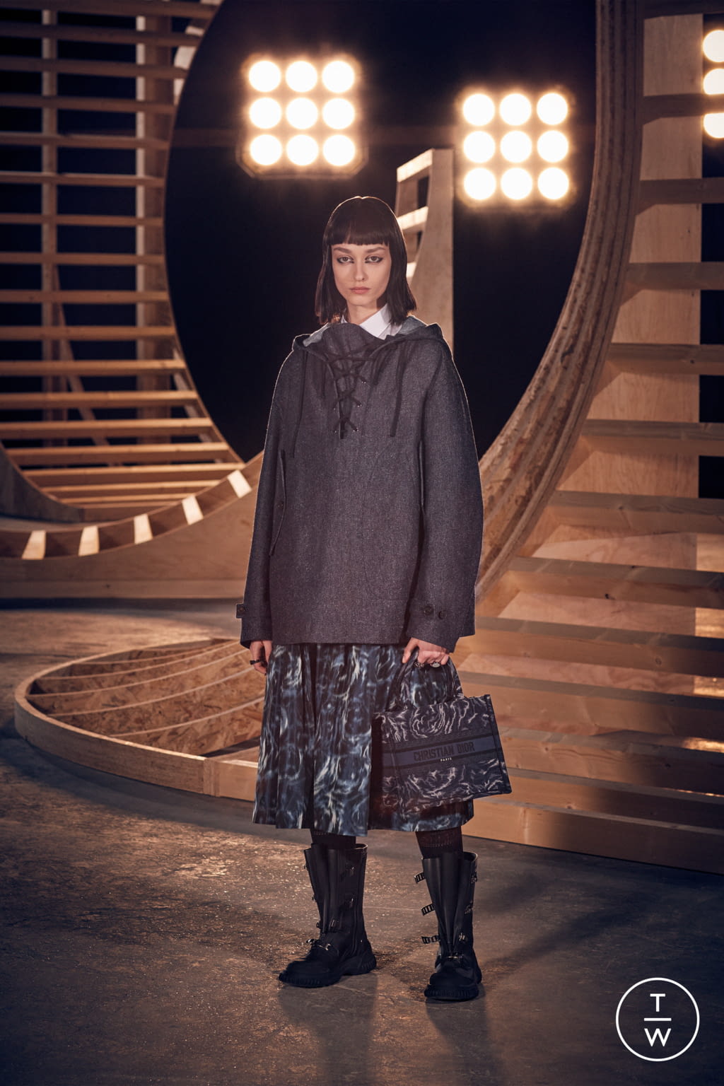 Fashion Week Paris Pre-Fall 2022 look 58 from the Christian Dior collection 女装